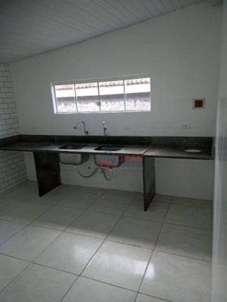 Imagem Sala Comercial para Alugar, 120 m² em Uberaba - Curitiba Imagem Sala Comercial para Alugar, 120 m² em Uberaba - Curitiba