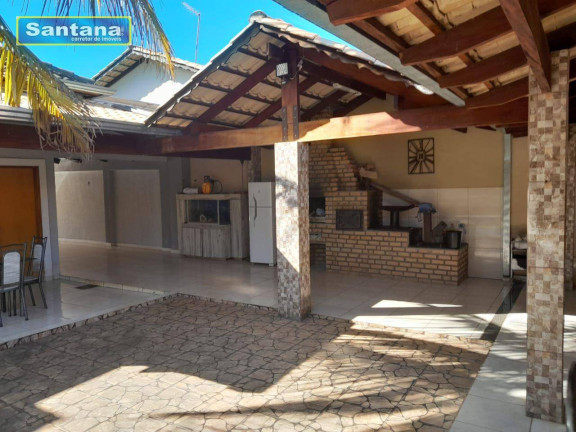 Imagem Casa com 3 Quartos à Venda, 250 m² em Jardim Metosita - Caldas Novas Imagem Casa com 3 Quartos à Venda, 250 m² em Jardim Metosita - Caldas Novas
