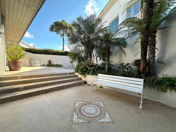 Imagem Casa com 3 Quartos à Venda, 278 m² em Batel - Curitiba