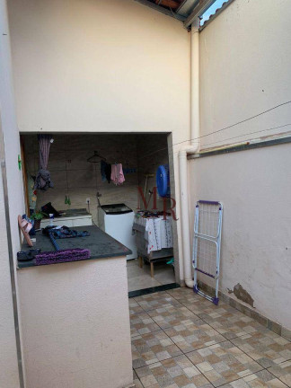 Imagem Casa com 2 Quartos à Venda, 250 m² em Cohab - Votuporanga