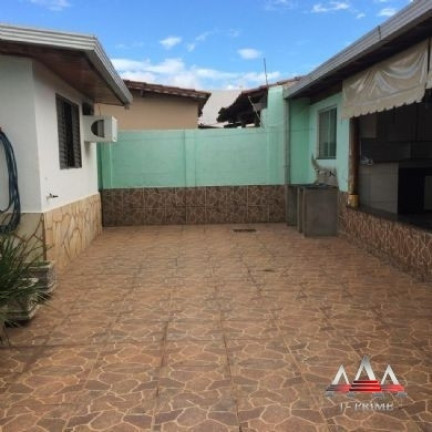 Imagem Casa com 3 Quartos à Venda, 360 m² em Cristo Rei - Várzea Grande