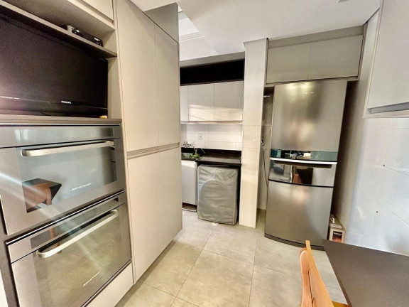 Imagem Apartamento com 3 Quartos à Venda, 130 m² em Embaré - Santos