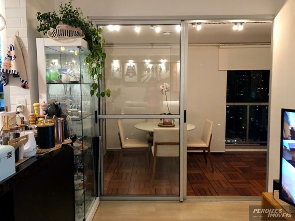 Imagem Apartamento com 2 Quartos à Venda ou Locação, 65 m² em Sumaré - São Paulo Imagem Apartamento com 2 Quartos à Venda ou Locação, 65 m² em Sumaré - São Paulo