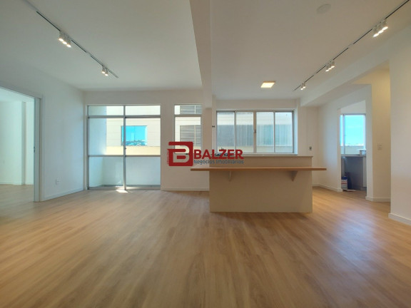 Imagem Apartamento com 2 Quartos à Venda, 100 m² em Centro - Florianópolis Imagem Apartamento com 2 Quartos à Venda, 100 m² em Centro - Florianópolis
