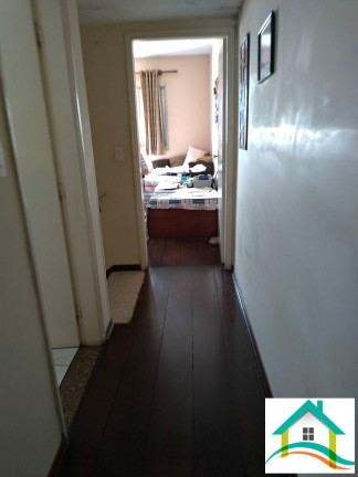 Imagem Sobrado com 2 Quartos à Venda, 206 m² em Vila Pires - Santo André