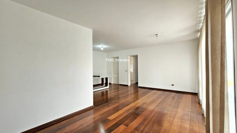 Imagem Imóvel com 3 Quartos à Venda, 122 m² em Morumbi - São Paulo Imagem Imóvel com 3 Quartos à Venda, 122 m² em Morumbi - São Paulo