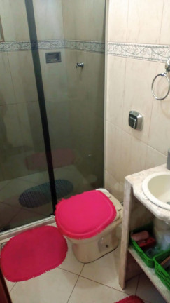 Imagem Casa com 4 Quartos à Venda, 150 m²