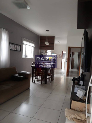 Imagem Casa com 3 Quartos à Venda, 140 m² em Jardim Vista Alegre - Bragança Paulista Imagem Casa com 3 Quartos à Venda, 140 m² em Jardim Vista Alegre - Bragança Paulista