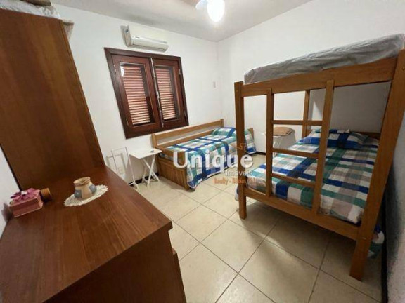 Imagem Casa com 5 Quartos à Venda, 300 m² em Ferradura - Armação Dos Búzios Imagem Casa com 5 Quartos à Venda, 300 m² em Ferradura - Armação Dos Búzios