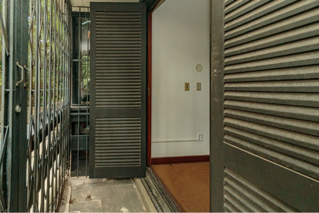 Imagem Apartamento com 3 Quartos à Venda, 135 m² em Moinhos De Vento - Porto Alegre Imagem Apartamento com 3 Quartos à Venda, 135 m² em Moinhos De Vento - Porto Alegre