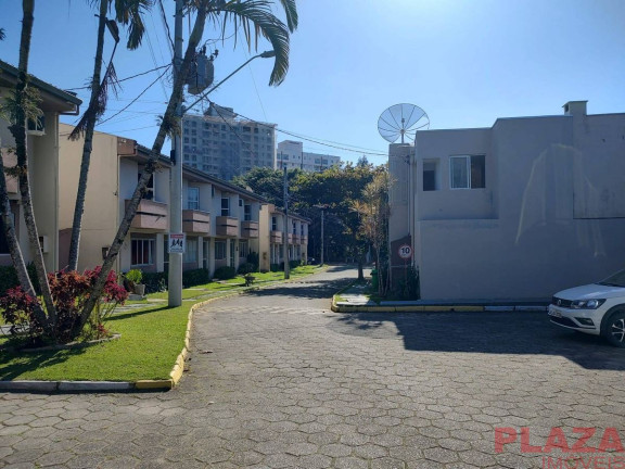 Imagem Casa de Condomínio com 2 Quartos à Venda, 55 m² em Ariribá - Balneário Camboriú