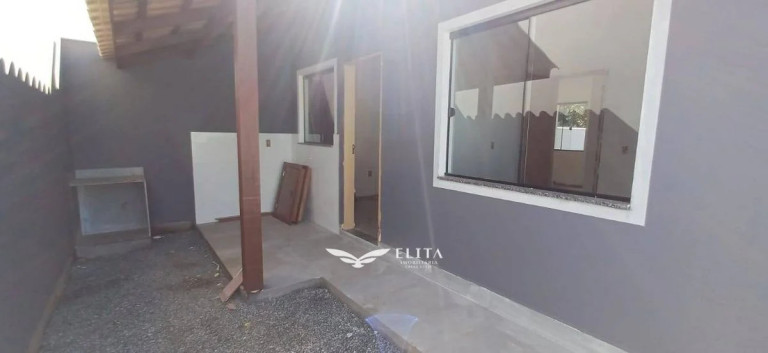 Imagem Casa com 2 Quartos à Venda, 50 m² em Quinta Dos Açorianos - Barra Velha Imagem Casa com 2 Quartos à Venda, 50 m² em Quinta Dos Açorianos - Barra Velha