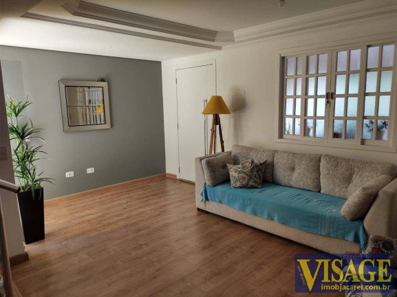 Casa com 4 Quartos à Venda,  em Pq. California - Jacareí