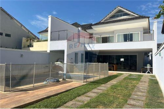 Imagem Casa de Condomínio com 6 Quartos à Venda, 400 m² em Barra Da Tijuca - Rio De Janeiro Imagem Casa de Condomínio com 6 Quartos à Venda, 400 m² em Barra Da Tijuca - Rio De Janeiro