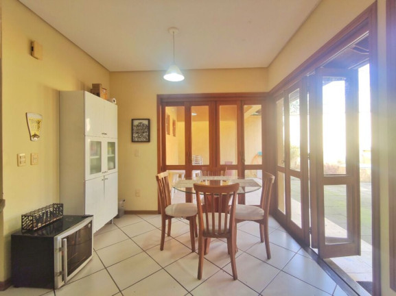 Imagem Casa com 2 Quartos à Venda, 194 m² em Jardim Botânico - Porto Alegre