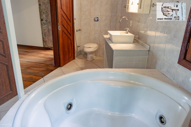 Imagem Casa com 5 Quartos à Venda, 256 m² em Rio Tavares - Florianópolis