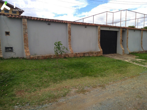 Imagem Imóvel com 2 Quartos à Venda, 280 m² em Centro - Araçoiaba Da Serra Imagem Imóvel com 2 Quartos à Venda, 280 m² em Centro - Araçoiaba Da Serra