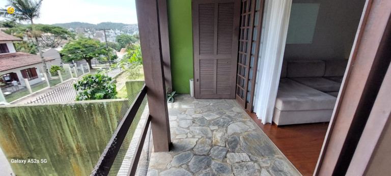Imagem Casa com 3 Quartos à Venda, 360 m² em Pantanal - Florianópolis