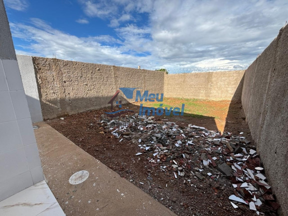Imagem Casa com 2 Quartos à Venda, 74 m² em Parque Alvorada I - Luziânia Imagem Casa com 2 Quartos à Venda, 74 m² em Parque Alvorada I - Luziânia