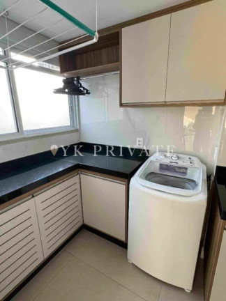 Imagem Apartamento com 3 Quartos à Venda, 136 m² em Vila Anastácio - São Paulo