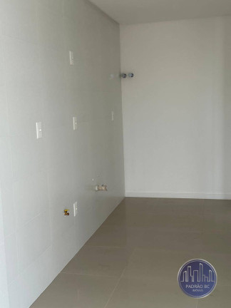 Imagem Apartamento com 2 Quartos à Venda, 71 m² em Tabuleiro - Camboriú