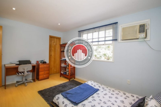 Imagem Casa com 4 Quartos à Venda, 750 m² em Barra Da Tijuca - Rio De Janeiro Imagem Casa com 4 Quartos à Venda, 750 m² em Barra Da Tijuca - Rio De Janeiro