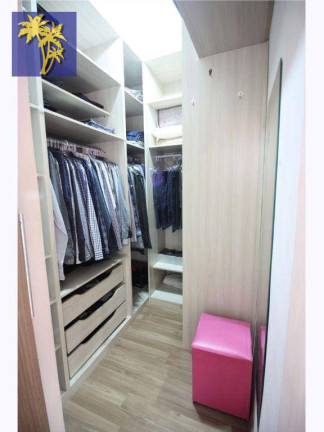 Casa com 4 Quartos à Venda, 220 m² em Jardim Santa Mena - Guarulhos