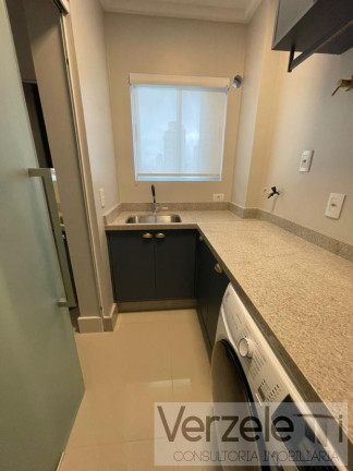 Imagem Apartamento com 3 Quartos à Venda, 136 m² em Centro - Balneário Camboriú Imagem Apartamento com 3 Quartos à Venda, 136 m² em Centro - Balneário Camboriú