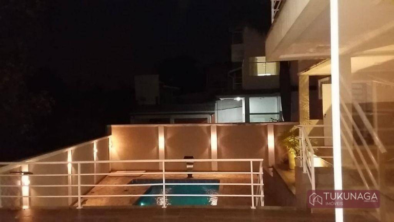 Imagem Sobrado com 3 Quartos à Venda, 350 m² em Arujá Country Club - Arujá Imagem Sobrado com 3 Quartos à Venda, 350 m² em Arujá Country Club - Arujá