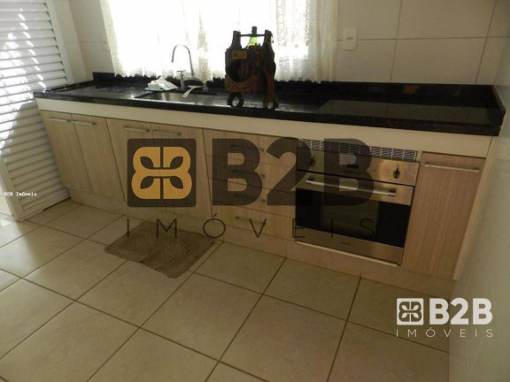 Imagem Casa com 3 Quartos à Venda, 344 m² em Centro - Bauru Imagem Casa com 3 Quartos à Venda, 344 m² em Centro - Bauru