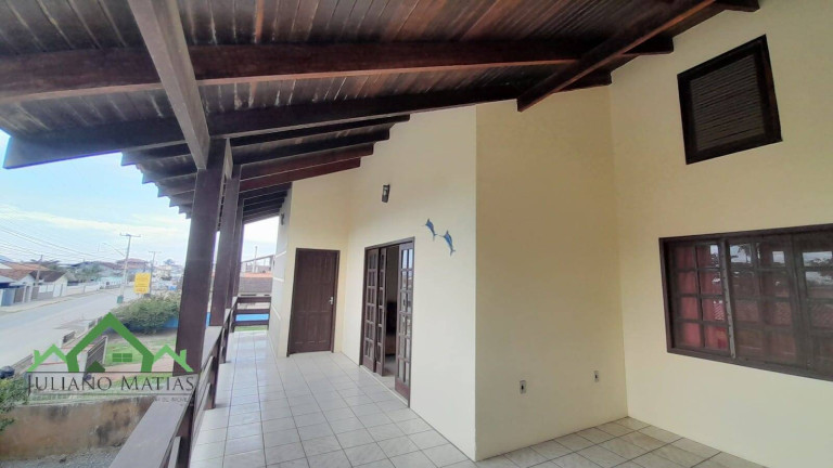 Imagem Sobrado com 5 Quartos à Venda, 280 m² em Costeira - Balneário Barra Do Sul Imagem Sobrado com 5 Quartos à Venda, 280 m² em Costeira - Balneário Barra Do Sul