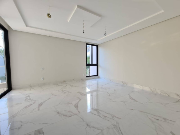 Imagem Casa de Condomínio com 4 Quartos à Venda, 268 m² em Recreio Dos Bandeirantes - Rio De Janeiro
