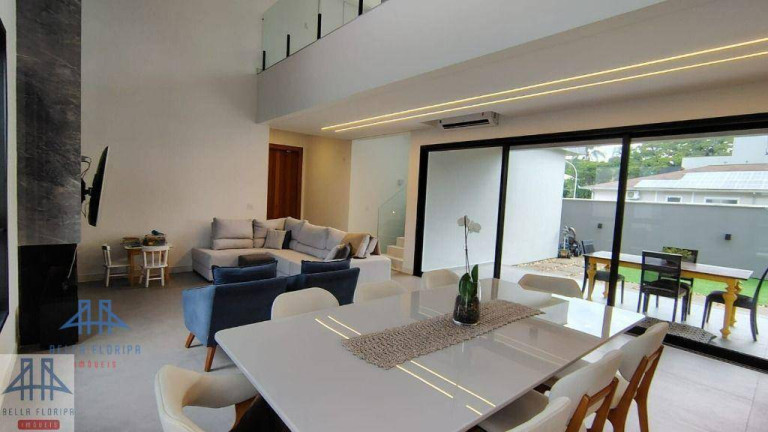 Imagem Casa com 4 Quartos à Venda, 342 m² em Ratones - Florianópolis Imagem Casa com 4 Quartos à Venda, 342 m² em Ratones - Florianópolis