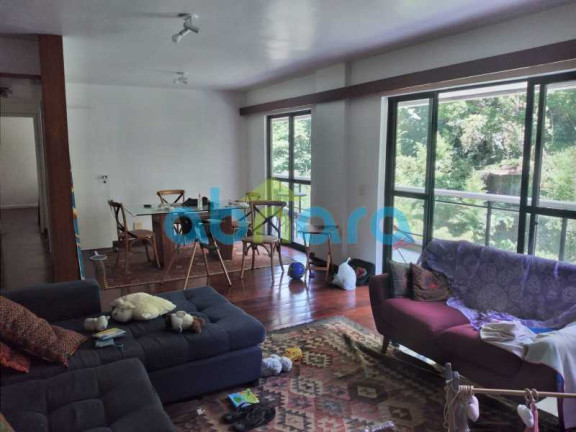 Apartamento com 3 Quartos à Venda, 130 m² em Copacabana - Rio De Janeiro