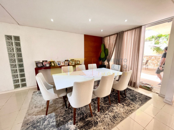 Imagem Casa com 6 Quartos à Venda, 370 m² em Centro - Blumenau Imagem Casa com 6 Quartos à Venda, 370 m² em Centro - Blumenau