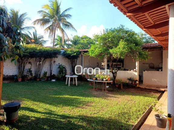 Imagem Casa com 4 Quartos à Venda, 236 m² em Vila Jardim Vitória - Goiânia Imagem Casa com 4 Quartos à Venda, 236 m² em Vila Jardim Vitória - Goiânia