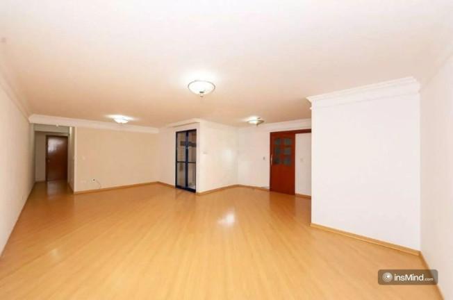 Imagem Apartamento com 3 Quartos à Venda, 131 m² em Centro - Curitiba