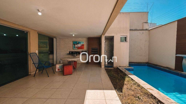 Imagem Sobrado com 5 Quartos à Venda, 317 m² em Setor Bueno - Goiânia