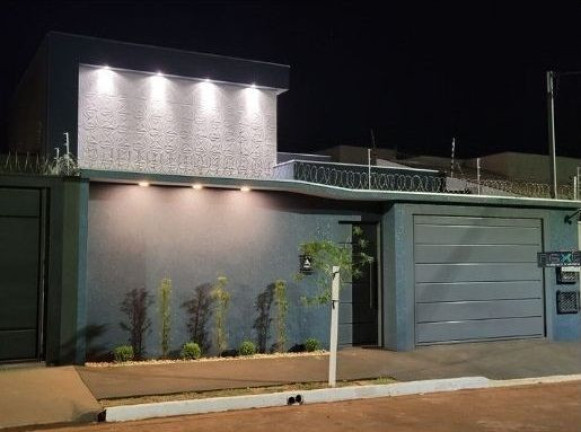Casa com 3 Quartos à Venda,  em Jardim Aero Rancho - Campo Grande