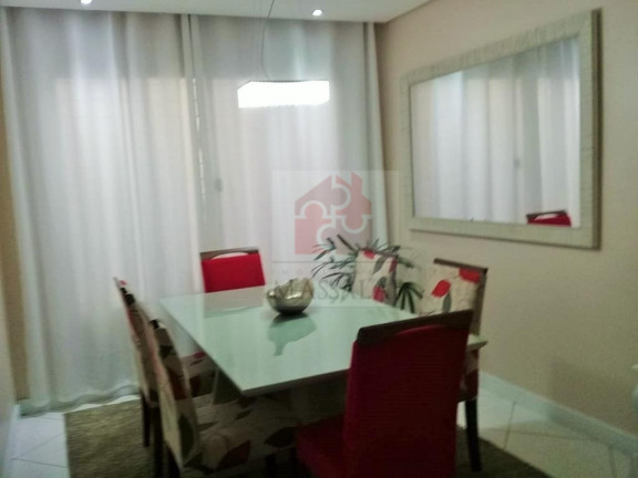 Imagem Casa com 3 Quartos à Venda, 251 m² em Azenha - Porto Alegre Imagem Casa com 3 Quartos à Venda, 251 m² em Azenha - Porto Alegre