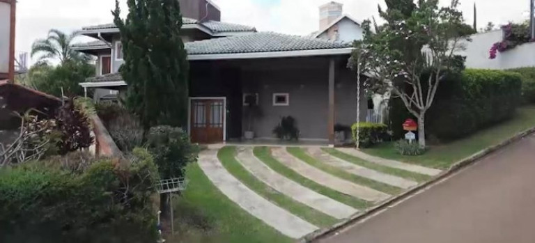 Sobrado com 4 Quartos à Venda, 351 m² em Condomínio Palavra Da Vida - Atibaia