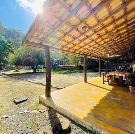 Imagem Chácara com 3 Quartos à Venda, 2.500 m² em Centro - Santa Branca Imagem Chácara com 3 Quartos à Venda, 2.500 m² em Centro - Santa Branca