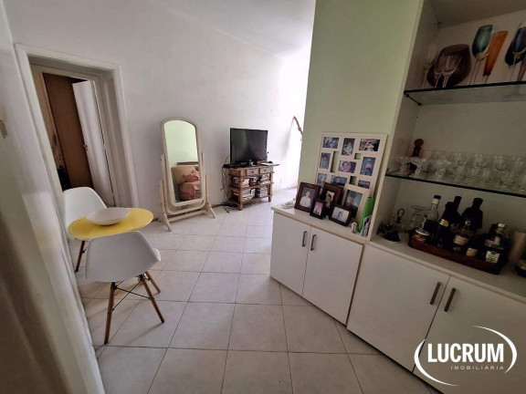Imagem Apartamento com 2 Quartos à Venda, 68 m² em Copacabana - Rio De Janeiro