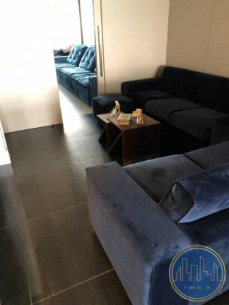 Imagem Apartamento com 4 Quartos para Temporada, 180 m² em Centro - Balneário Camboriú Imagem Apartamento com 4 Quartos para Temporada, 180 m² em Centro - Balneário Camboriú