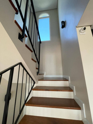 Imagem Casa com 3 Quartos à Venda, 284 m² em Agronômica - Florianópolis