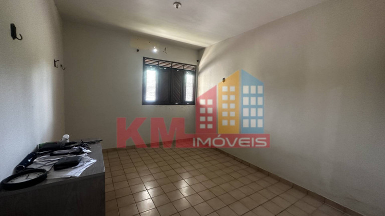 Imagem Casa com 3 Quartos à Venda, 280 m² em Alto De São Manoel - Mossoró