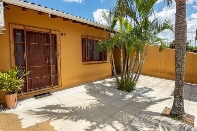 Imagem Casa com 2 Quartos à Venda, 94 m² em Rubem Berta - Porto Alegre