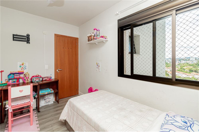 Imagem Imóvel com 3 Quartos à Venda, em Passo Da Areia - Porto Alegre Imagem Imóvel com 3 Quartos à Venda, em Passo Da Areia - Porto Alegre