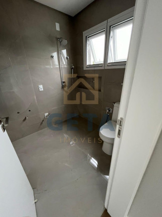 Imagem Sobrado com 4 Quartos à Venda, 270 m² em Santa Regina  - Camboriú