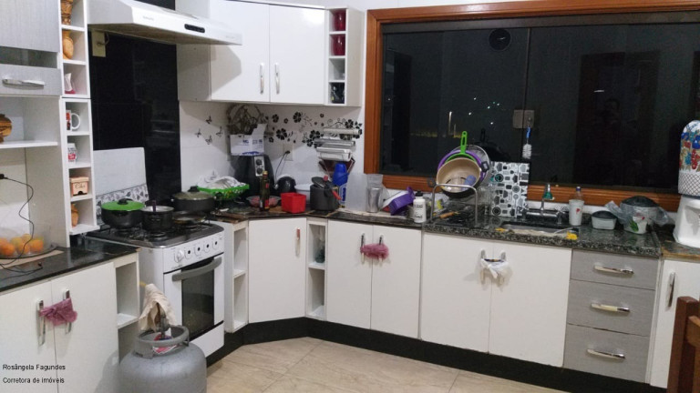 Imagem Casa com 2 Quartos à Venda, 90 m² em Santa Teresa - Poços De Caldas Imagem Casa com 2 Quartos à Venda, 90 m² em Santa Teresa - Poços De Caldas